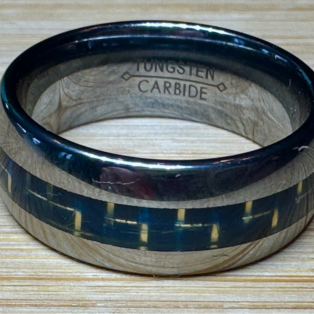Men’s Tungsten Carbide Wedding Band Ring - Picture 3 of 7
